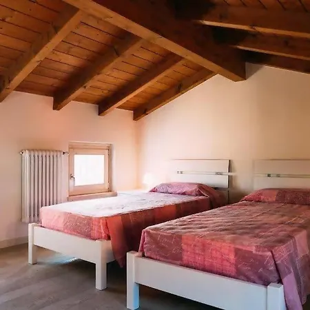 Garda Moon Flats Costermano