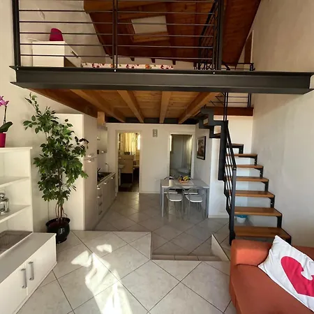 بيت للعطل Garda Moon Flats