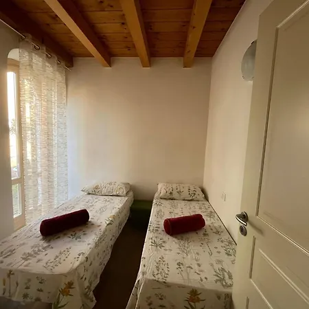 Garda Moon Flats Tatil Evi Costermano