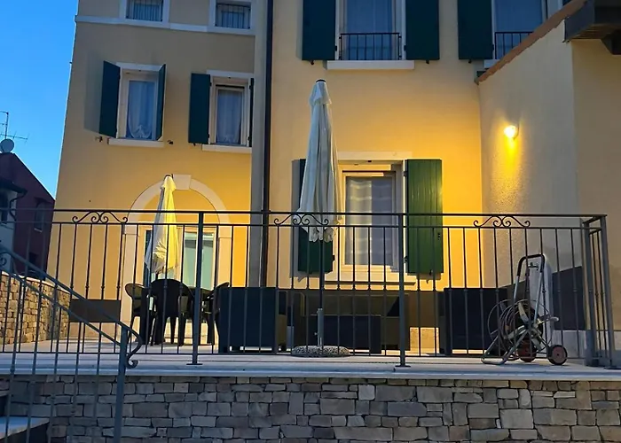 بيت للعطل Garda Moon Flats