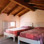 Garda Moon Flats كوسترمانو
