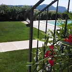 Garda Moon Flats بيت للعطل *