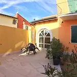 بيت للعطل Garda Moon Flats كوسترمانو